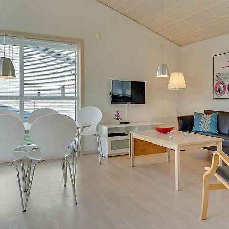 6 Person Holiday Home In Ґудем Екстер'єр фото
